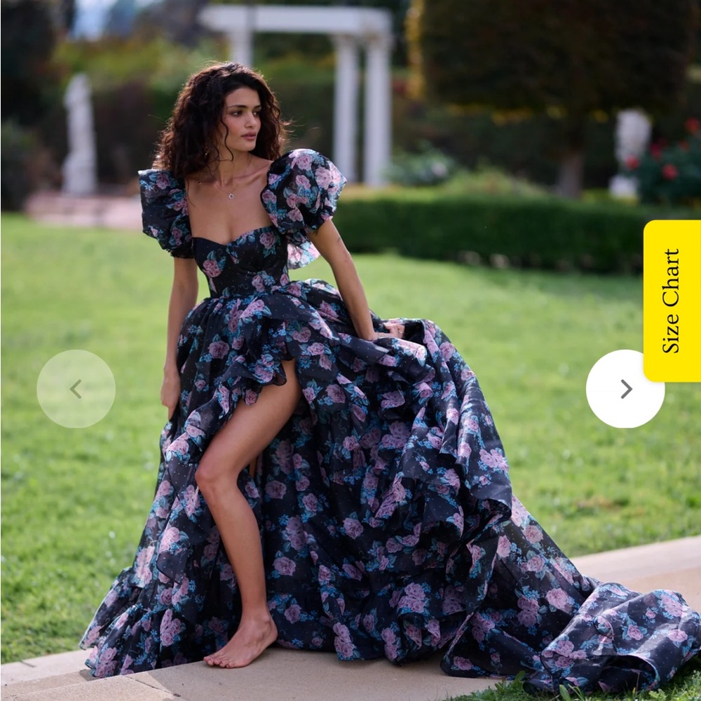 Selkie “The Spellcaster In Bloom” Gown – XXL – Worn Once